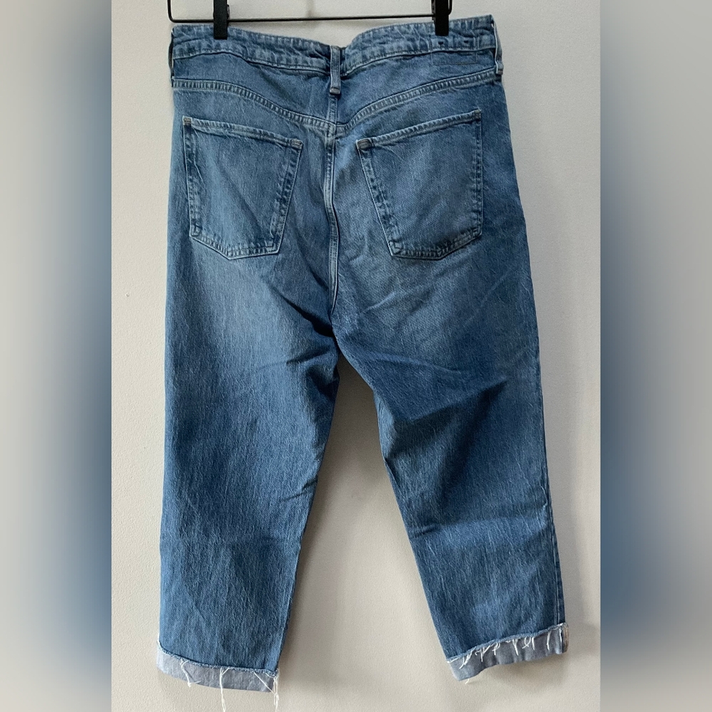 GAP Women's "Universal Slim Boyfriend Jeans" - Picture 4 of 6